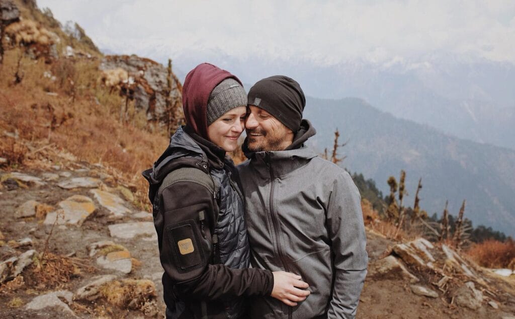 My Daily Routine for Freelancers: Habits That Keep Me Focused. | ReviewKitPro - All you need to growth fast and smart way Daily routine for freelancers - Leo Grzyb and his wife Kateřina enjoying their time together in the Himalayas, 2018